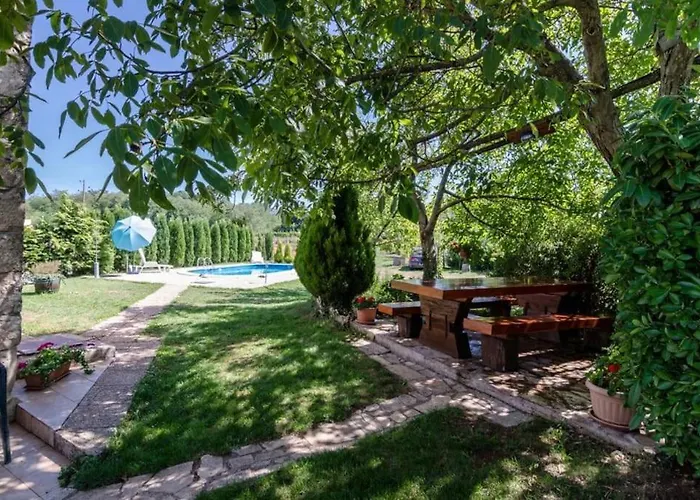 Rustical Stone House With Pool *