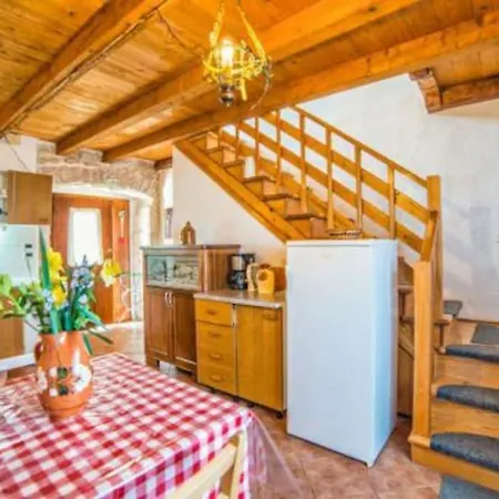 Rustical Stone House With Pool Ruzici (Sveta Nedelja)