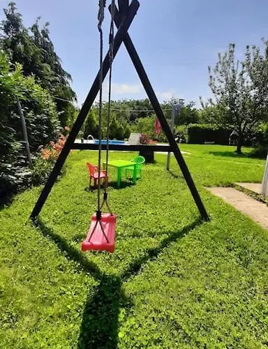 Rustical Stone House With Pool Vakantiehuis Ruzici (Sveta Nedelja)